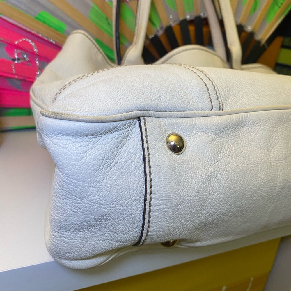 Gucci White Guccissima Princy Tote Bag - Picture 5 of 15